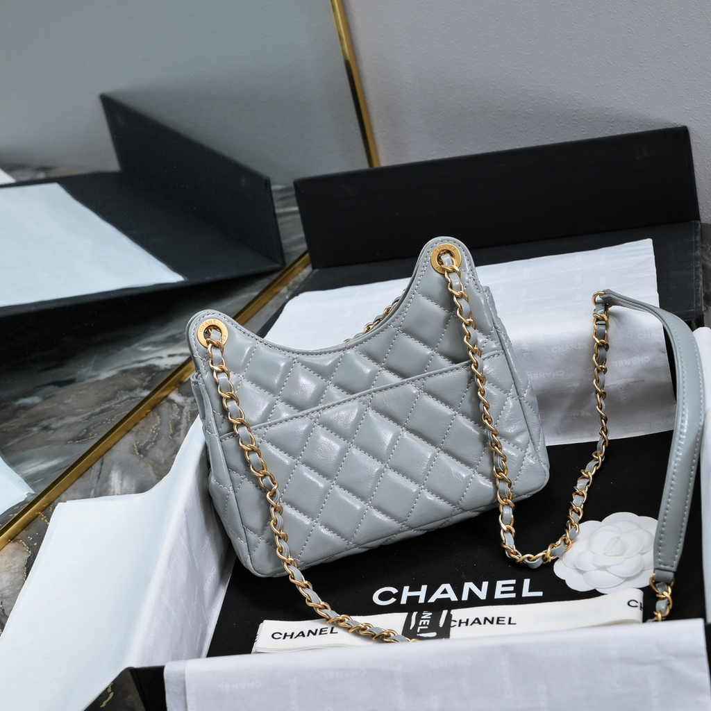 Chanel small hobo bag, AS4323 shiny crumpled calfskin gray