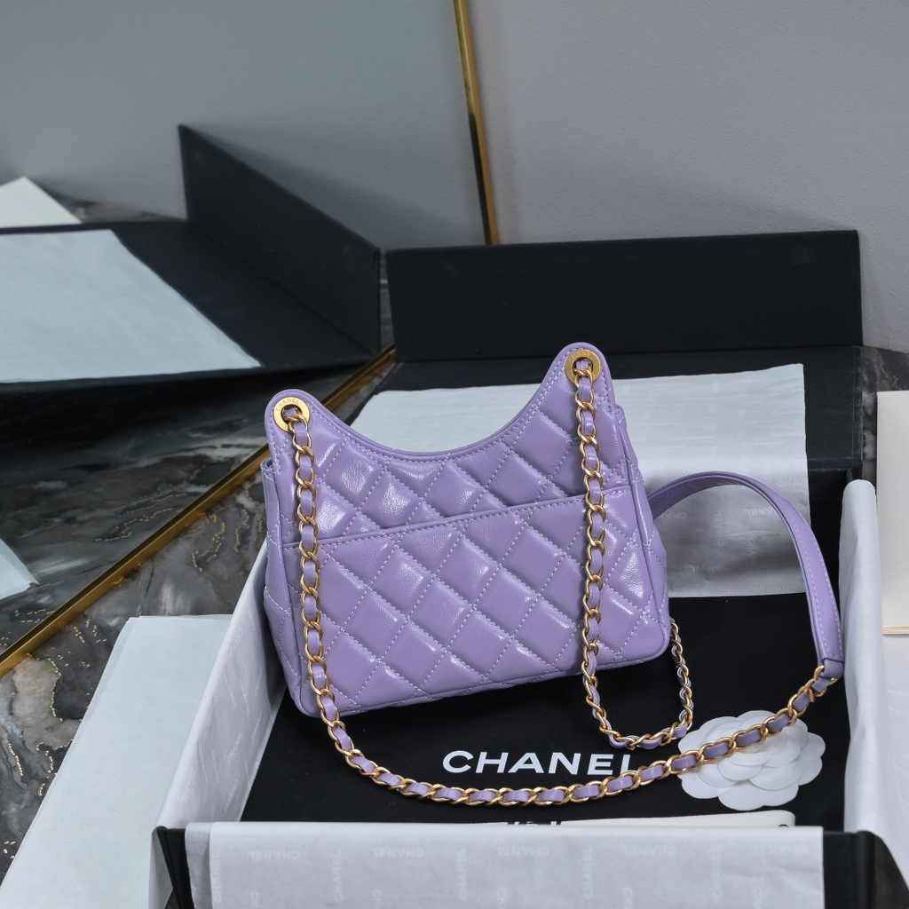 Chanel small hobo bag, AS4323 shiny crumpled calfskin purple