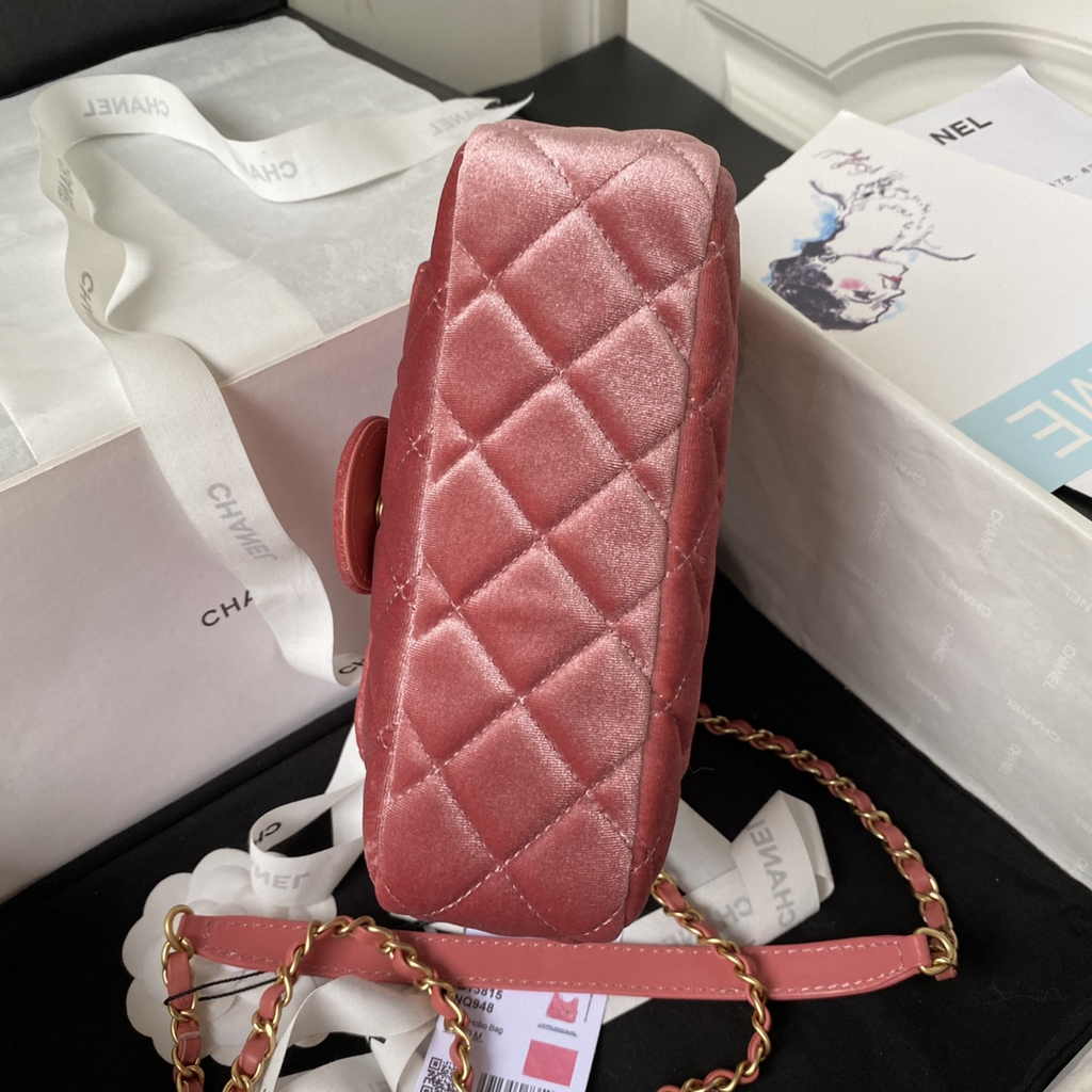 Chanel small hobo bag, AS4323 velvet pink