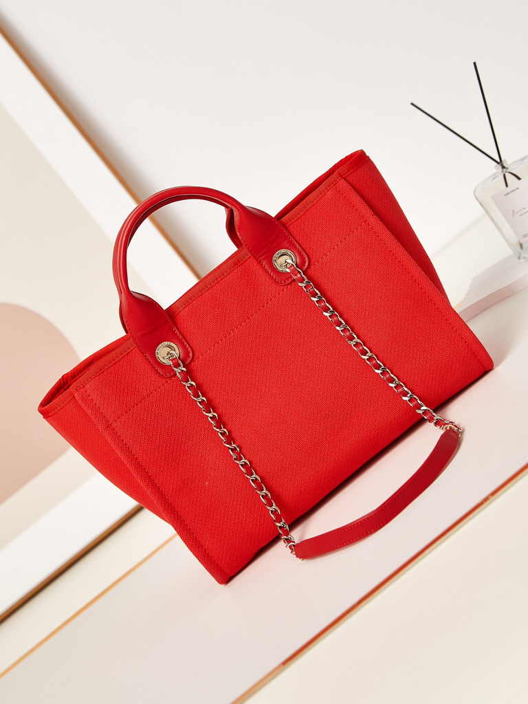 Chanel small shopping bag, AS3257 mixed fibers red