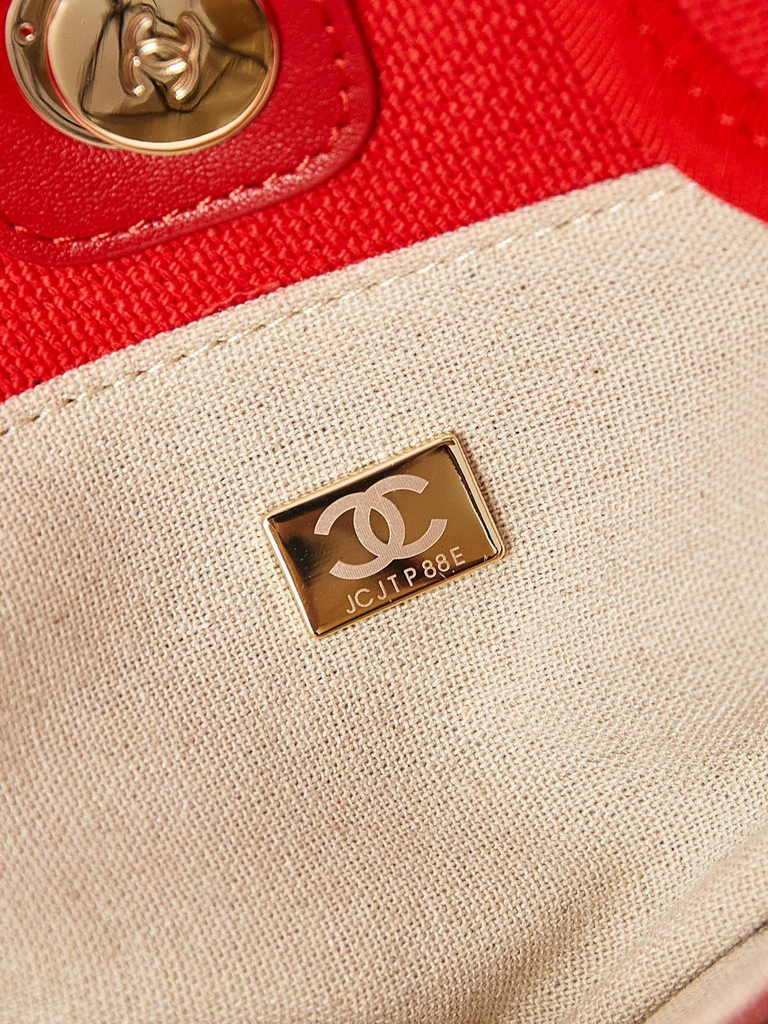 Chanel small shopping bag, AS3257 mixed fibers red