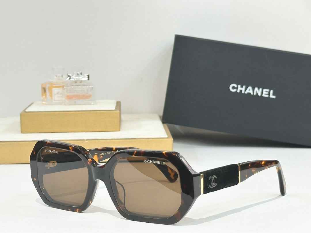 Chanel Square Sunglasses 64411