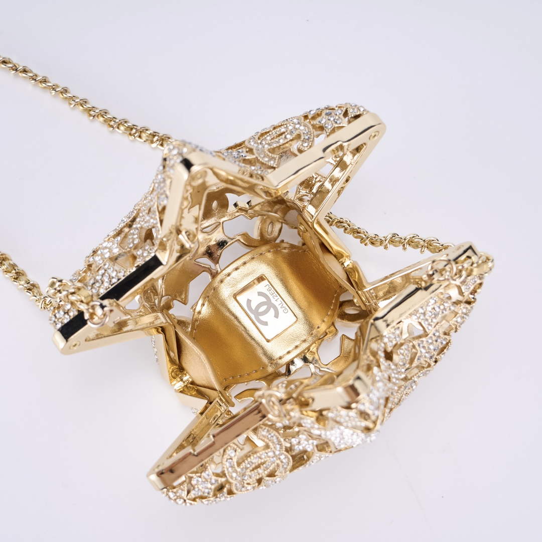 Chanel Star Minaudiere in Strass AS5658 gold