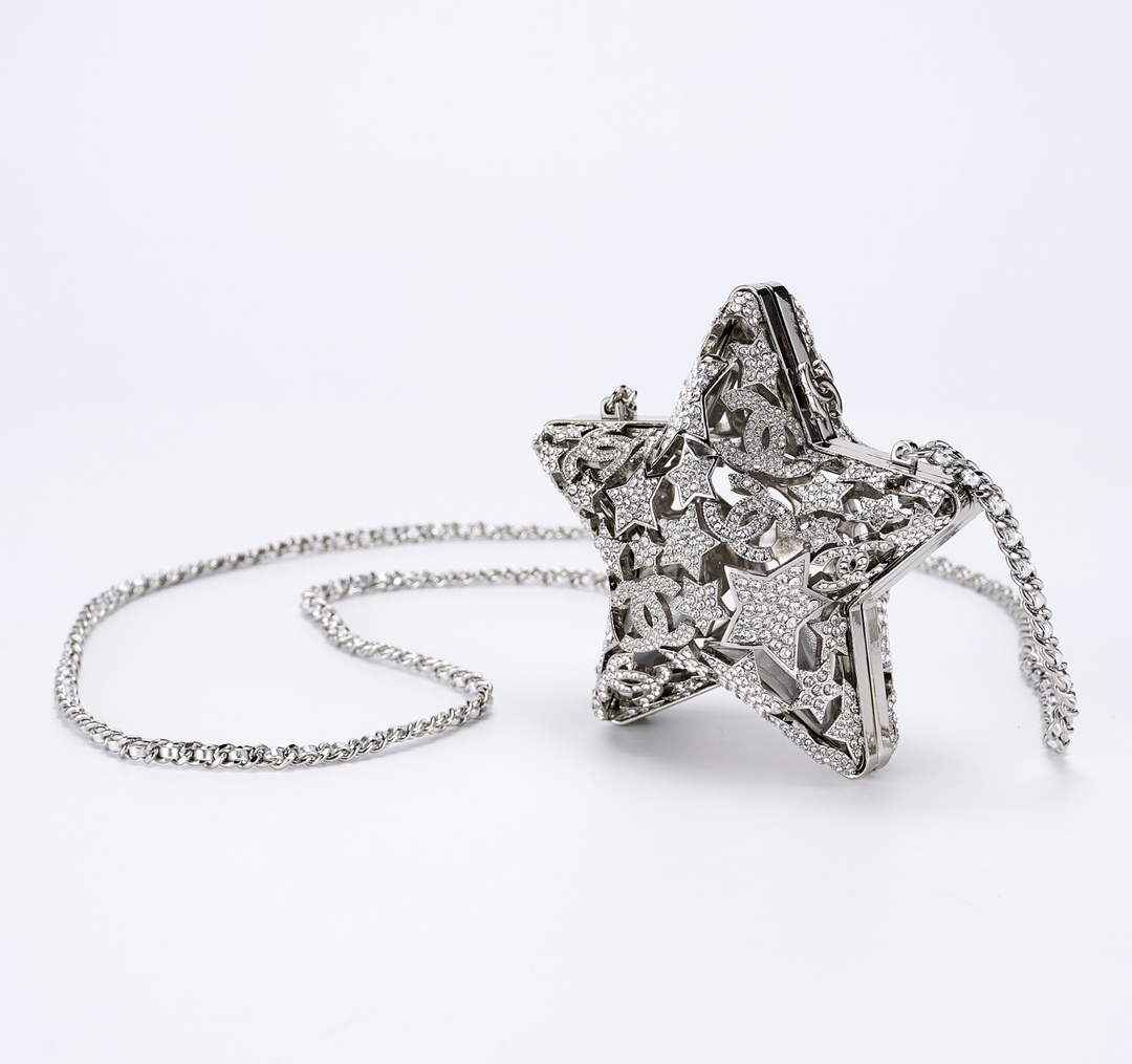 Chanel Star Minaudiere in Strass AS5658 silver