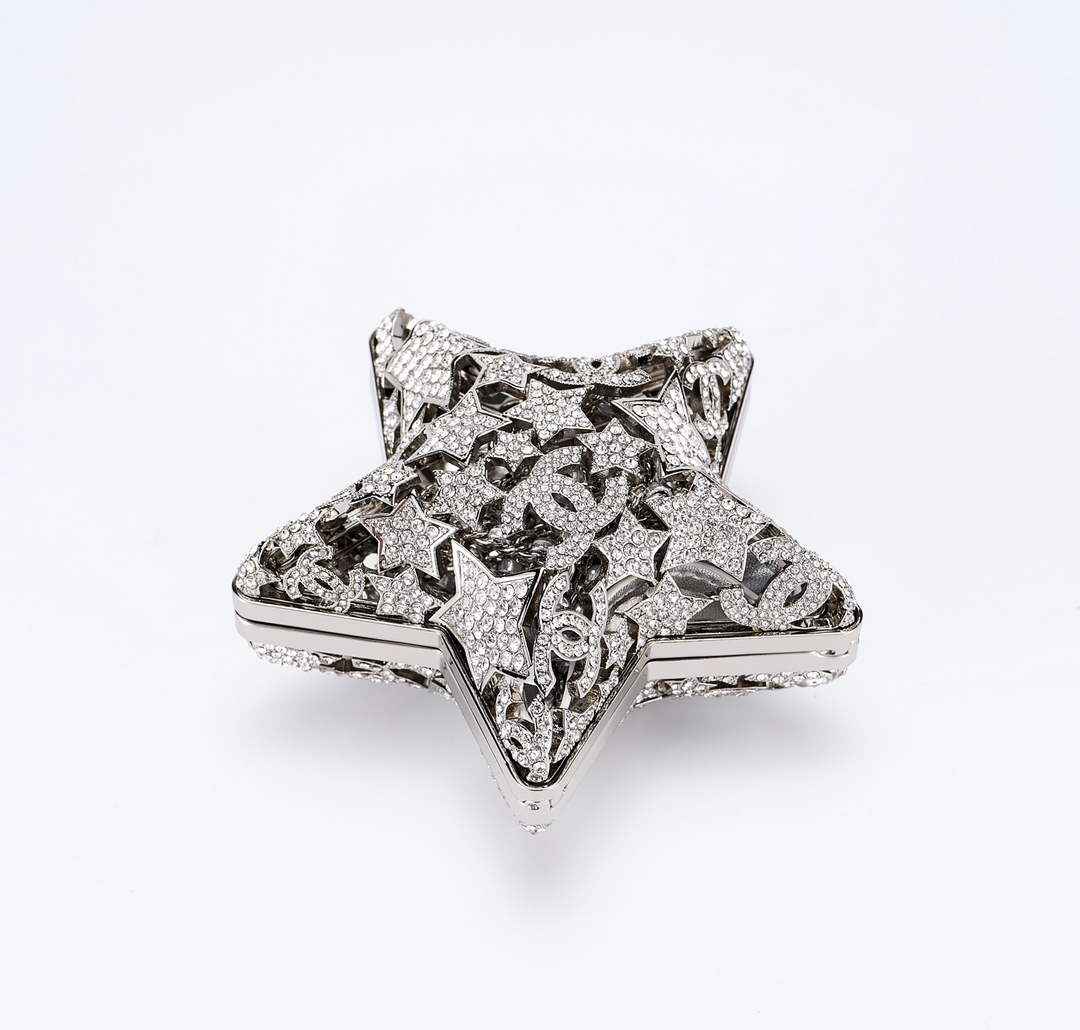 Chanel Star Minaudiere in Strass AS5658 silver