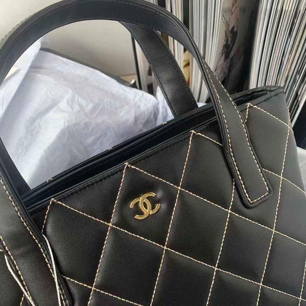 Chanel Tiffany AS3045 Top handle Bag Black