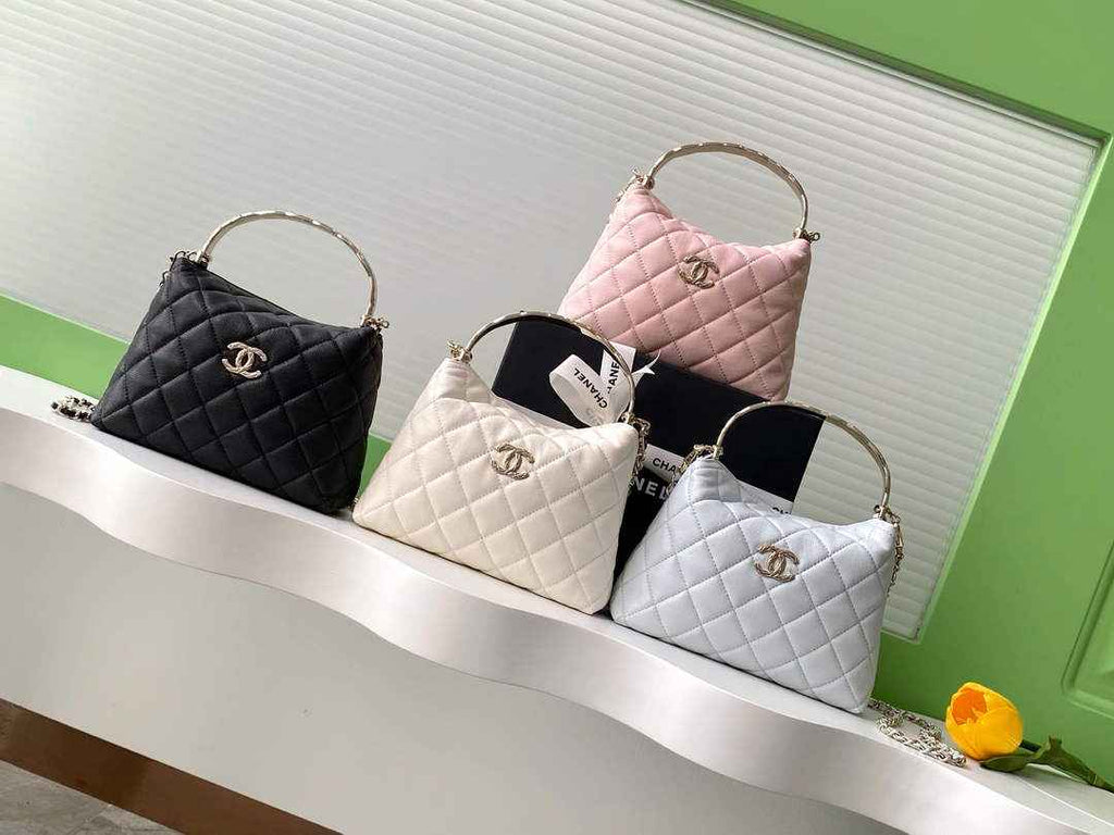 Chanel Top Handbag, AP4591 Grained calfskin