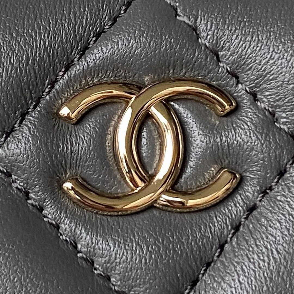 Chanel Vanity Case Top Handle Chain Bag AP2199 Lambskin Gray