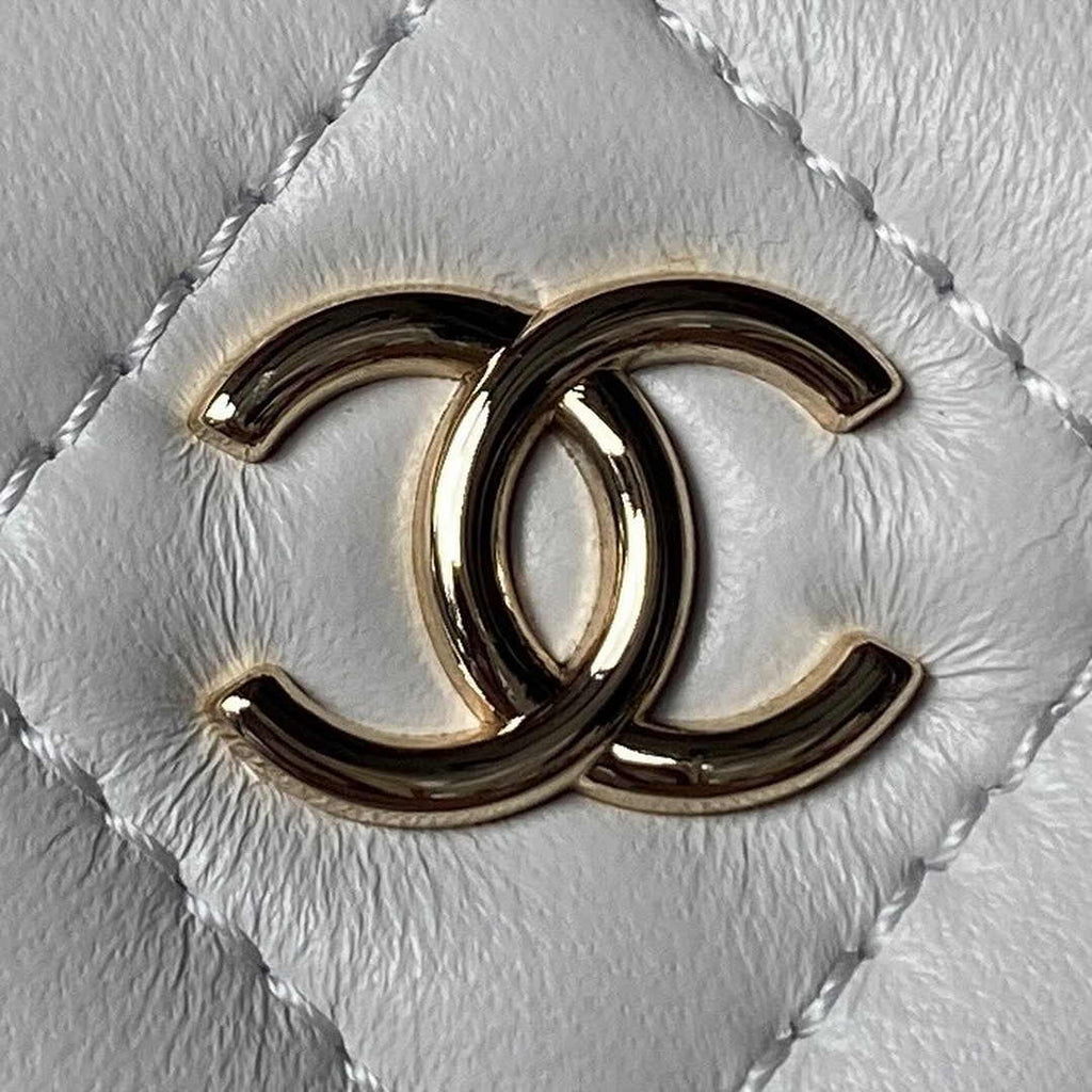 Chanel Vanity Case Top Handle Chain Bag AP2199 Lambskin White