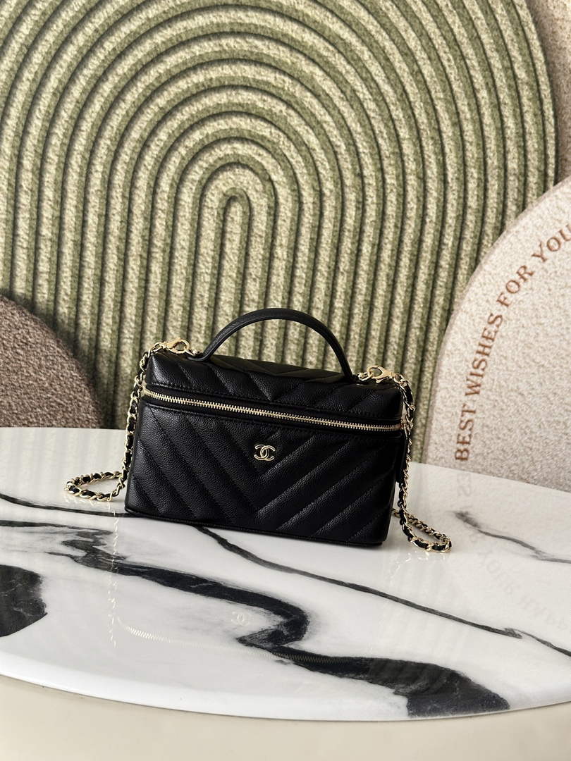 Chanel Vanity with Chain, AP5212 Shiny Calfskin Black