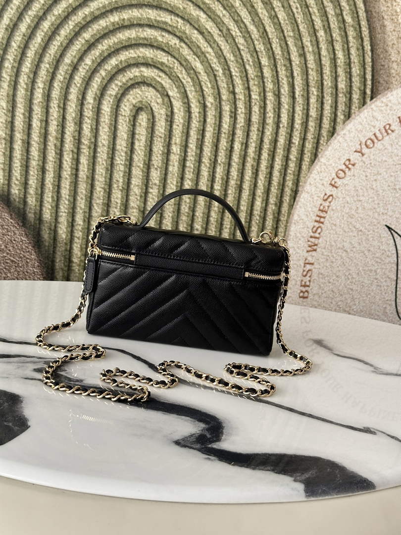 Chanel Vanity with Chain, AP5212 Shiny Calfskin Black