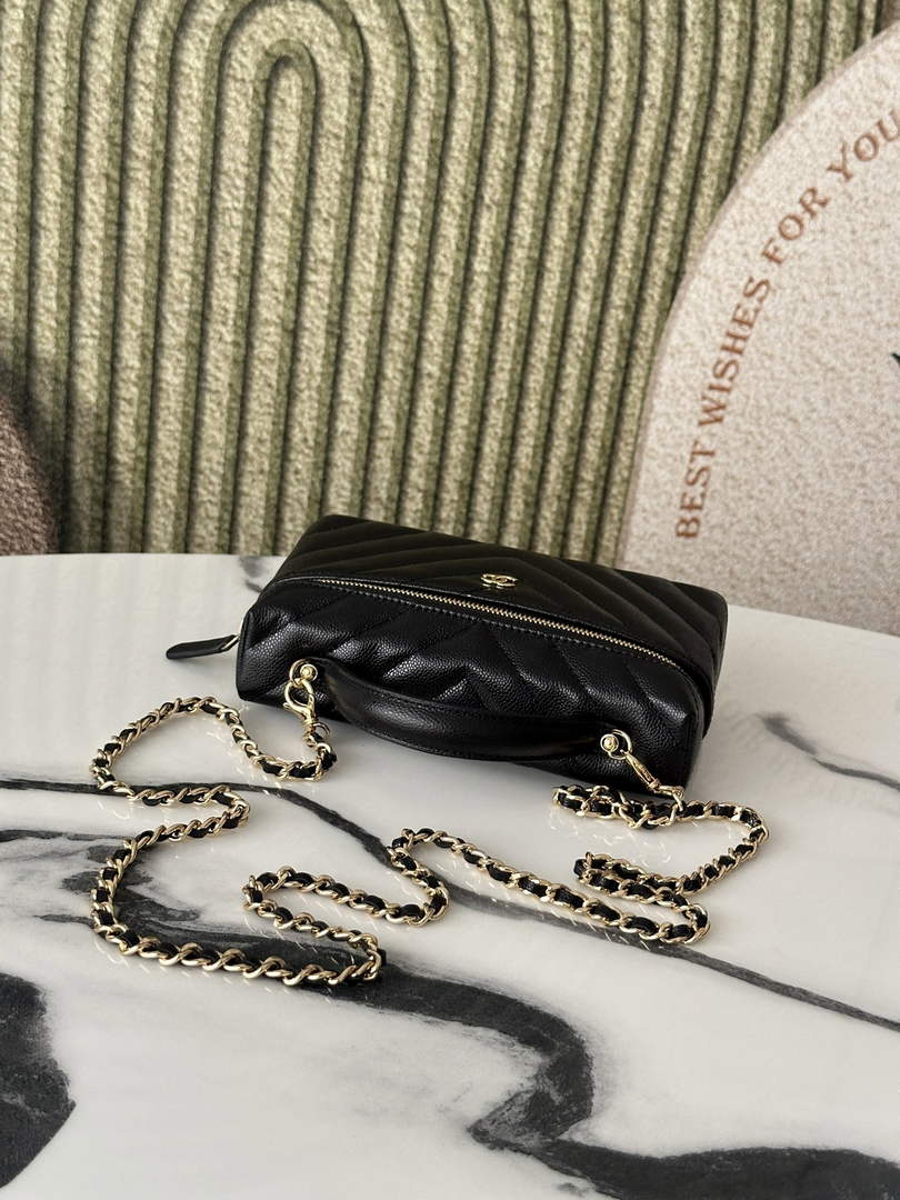 Chanel Vanity with Chain, AP5212 Shiny Calfskin Black