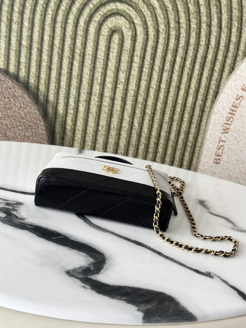 Chanel Vanity with Chain Mini | AP5186 White Suede Bag