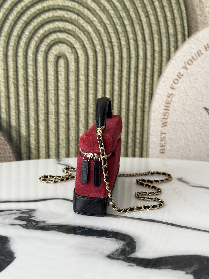 Chanel Vanity with Chain Mini | AP5186 Red Suede Bag