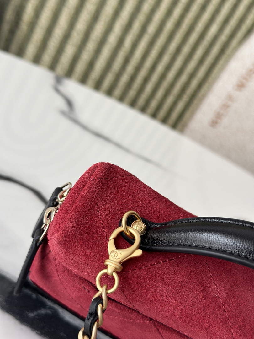 Chanel Vanity with Chain Mini | AP5186 Red Suede Bag