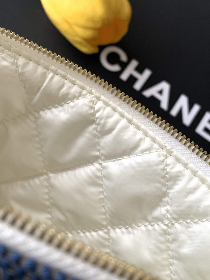 Chanel Zipped case Printed fabric AP4989