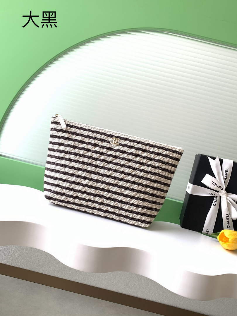 Chanel Zipped case Printed fabric AP4988