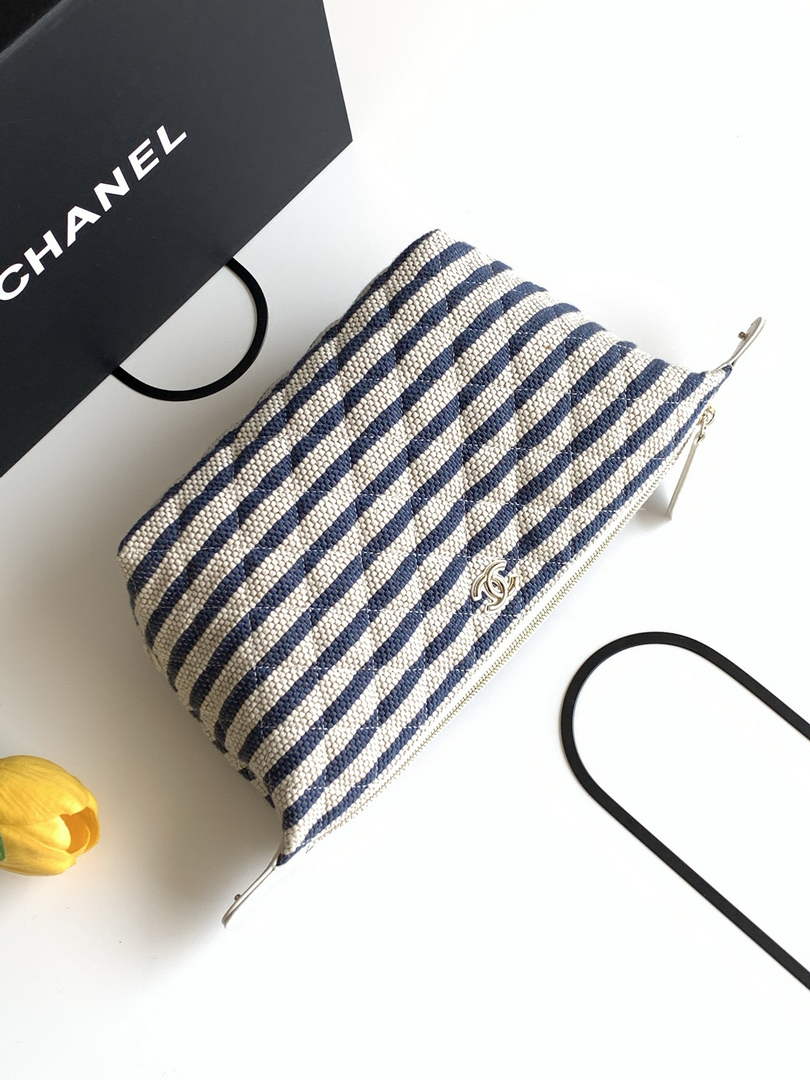 Chanel Zipped case Printed fabric AP4990