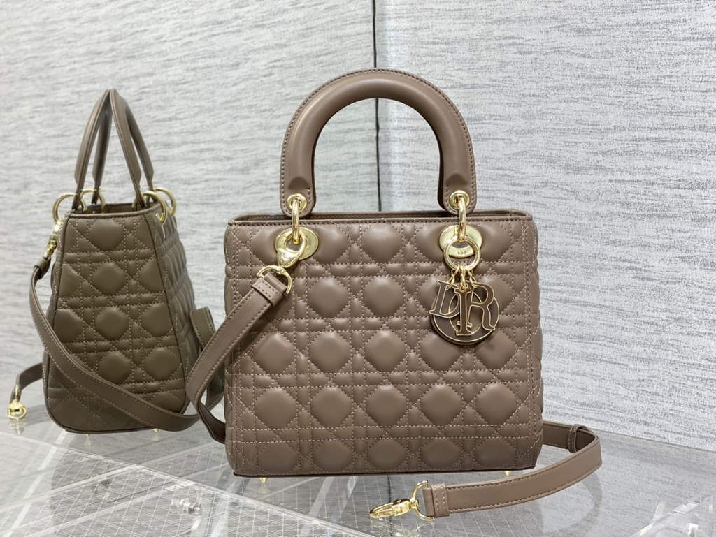 Dior M0565 Medium Lady Bag Warm Taupe Cannage Lambskin - Default Title - View 1
