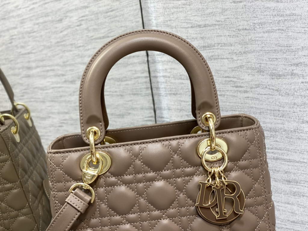 Dior M0565 Medium Lady Bag Warm Taupe Cannage Lambskin - Default Title - View 2