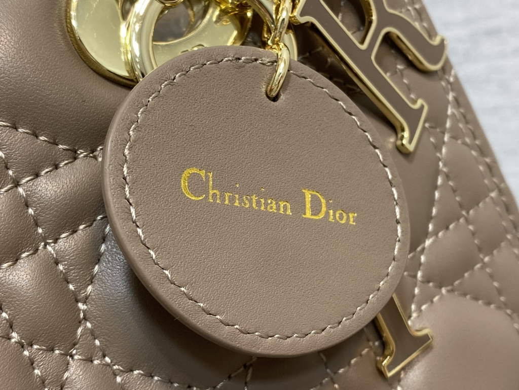 Dior M0565 Medium Lady Bag Warm Taupe Cannage Lambskin - Default Title - View 4