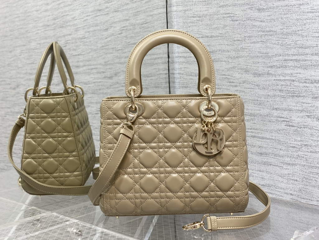 Dior M0565 Medium Lady Bag Apricot Cannage Lambskin - Default Title - View 1