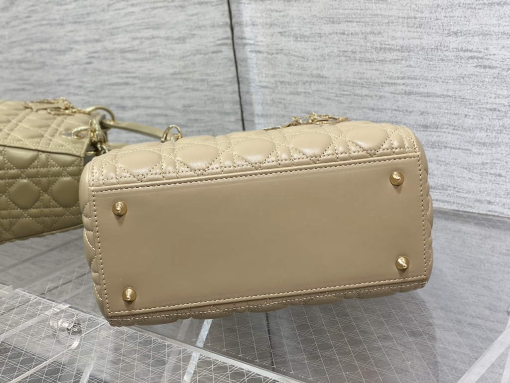 Dior M0565 Medium Lady Bag Apricot Cannage Lambskin - Default Title - View 7