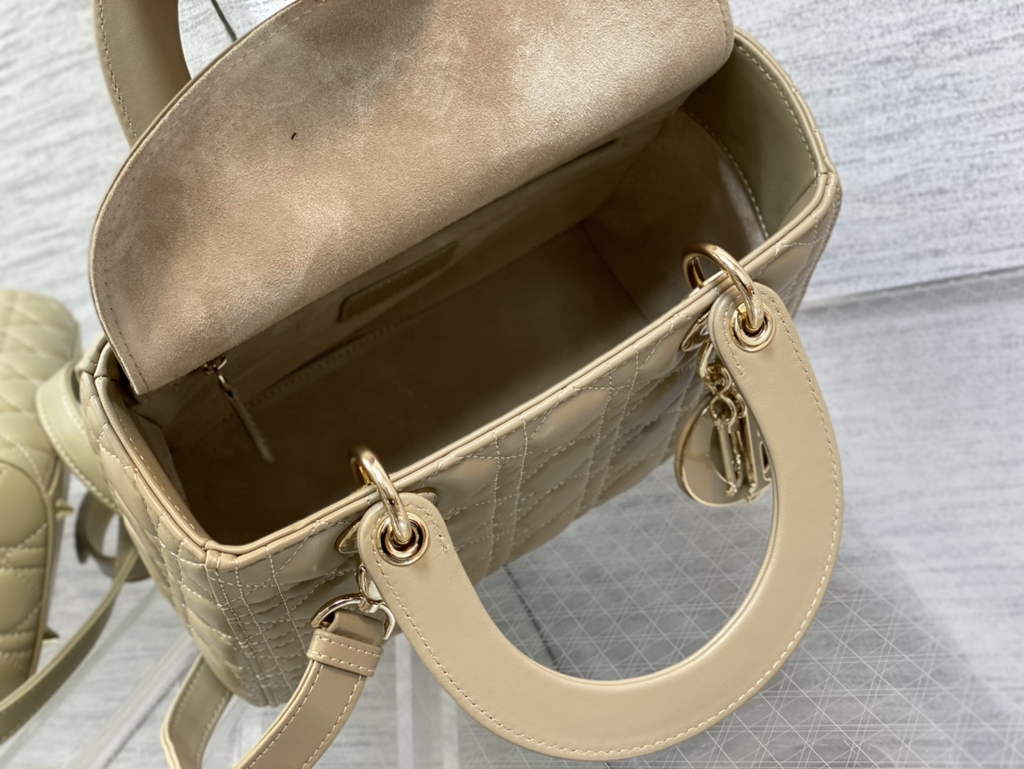 Dior M0565 Medium Lady Bag Apricot Cannage Lambskin - Default Title - View 8