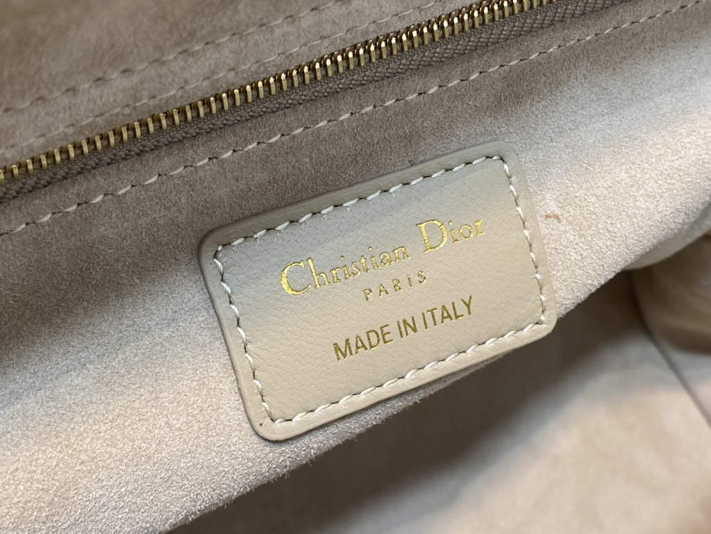 Dior M0565 Medium Lady Bag Apricot Cannage Lambskin - Default Title - View 9