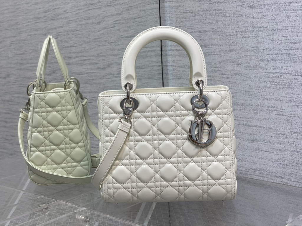 Dior M0565 Medium Lady Bag Cannage Lambskin white silver - Default Title - View 1