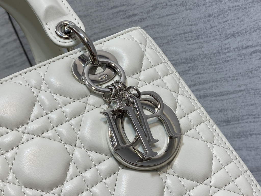 Dior M0565 Medium Lady Bag Cannage Lambskin white silver - Default Title - View 4