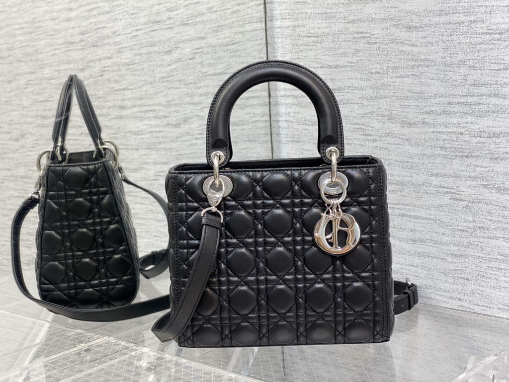 Dior M0565 Medium Lady Bag Cannage Lambskin Black - Default Title - View 1