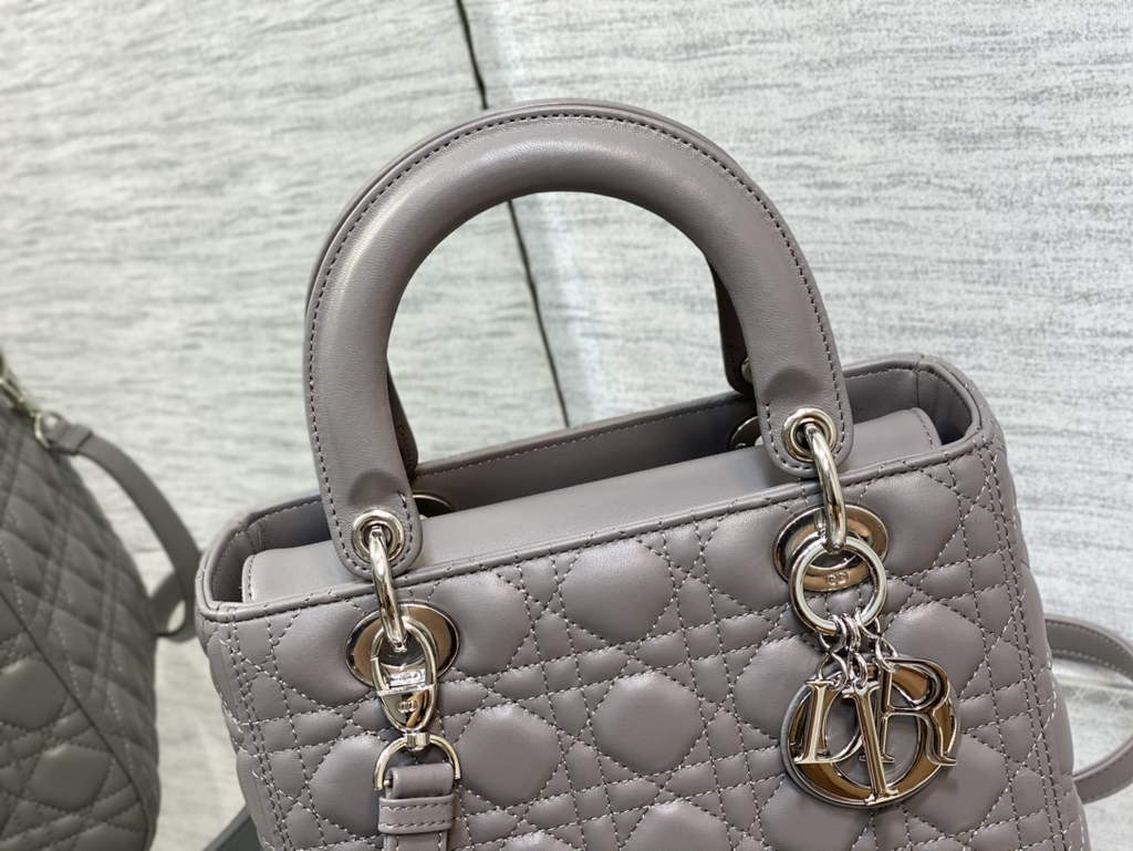 Dior M0565 Medium Lady Bag Cannage Lambskin gray silver - Default Title - View 3