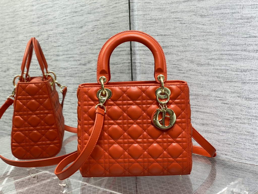 Dior M0565 Medium Lady Bag Cannage Lambskin red gold - Default Title - View 1