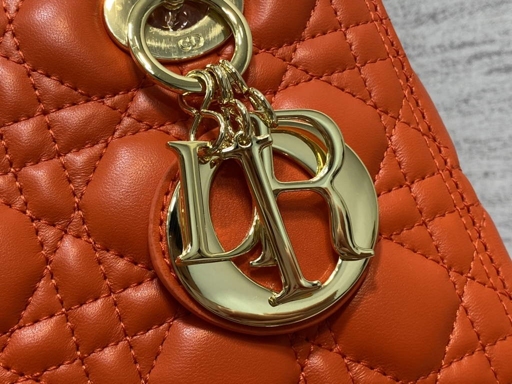 Dior M0565 Medium Lady Bag Cannage Lambskin red gold - Default Title - View 4