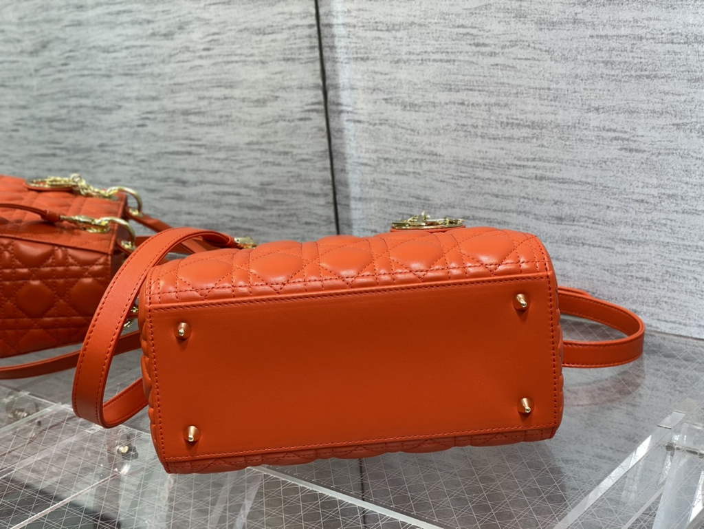 Dior M0565 Medium Lady Bag Cannage Lambskin red gold - Default Title - View 7