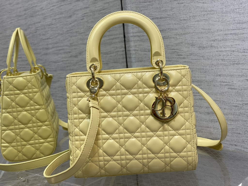 Dior M0565 Medium Lady Bag Cannage Lambskin yellow gold - Default Title - View 2