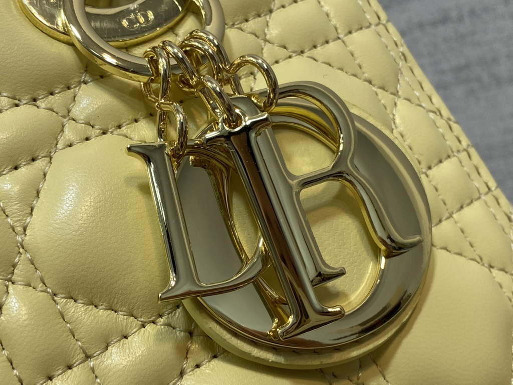 Dior M0565 Medium Lady Bag Cannage Lambskin yellow gold - Default Title - View 4