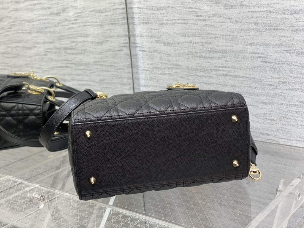 Dior M0565 Medium Lady Bag Black Gold Grained Cannage Calfskin - Default Title - View 7