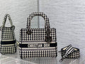 Dior M0565 Medium Lady D-Lite Bag Black and White - Default Title - View 1