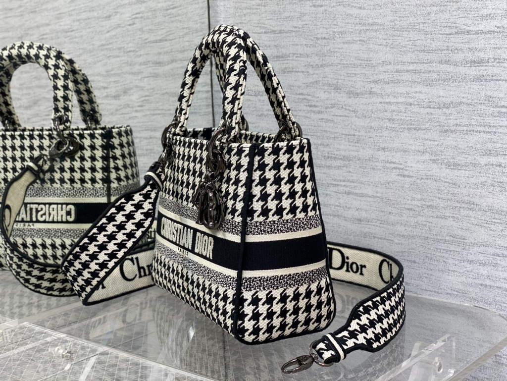 Dior M0565 Medium Lady D-Lite Bag Black and White - Default Title - View 6