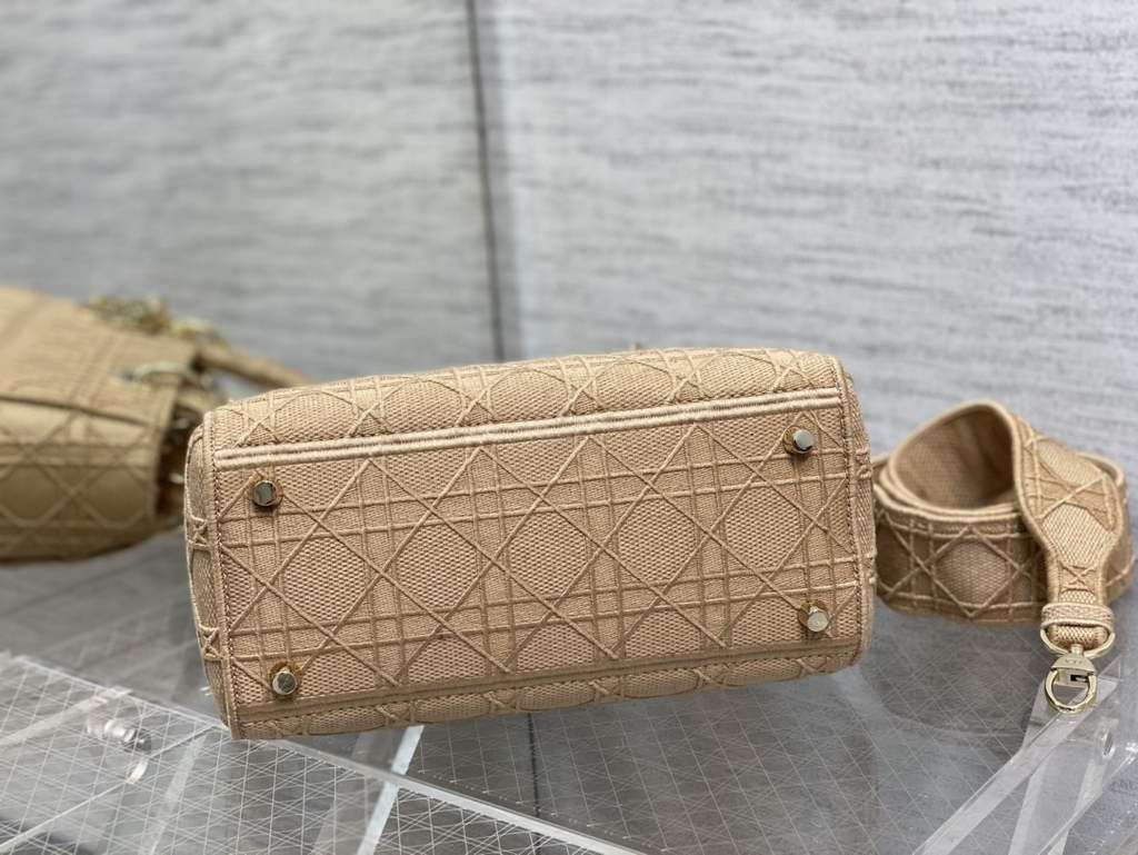 Dior M0565 Medium Lady D-Lite Bag Beige wood Cannage - Default Title - View 7