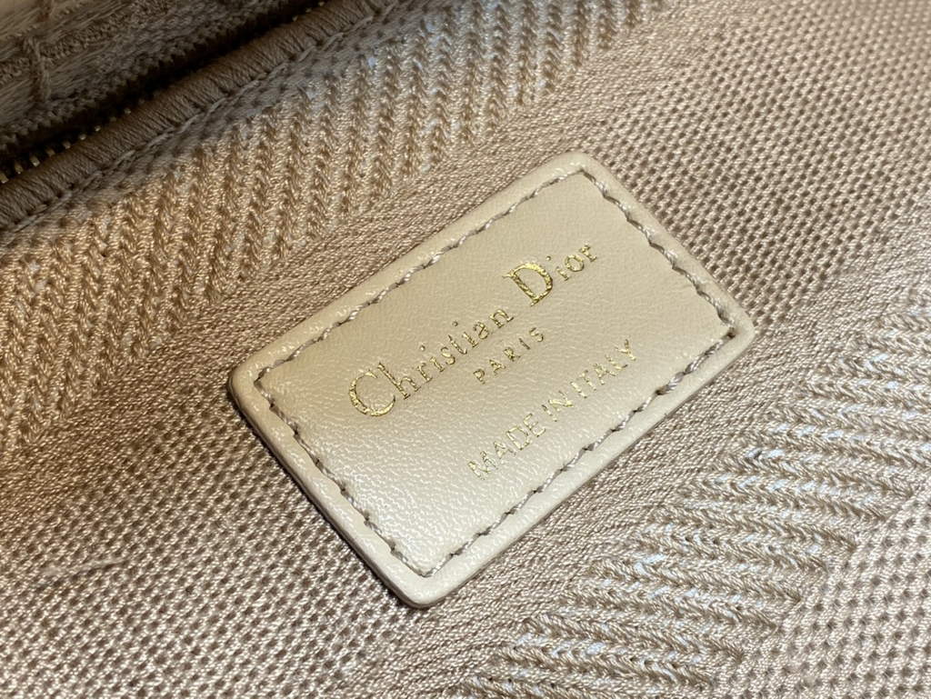 Dior M0565 Medium Lady D-Lite Bag Beige wood Cannage - Default Title - View 9