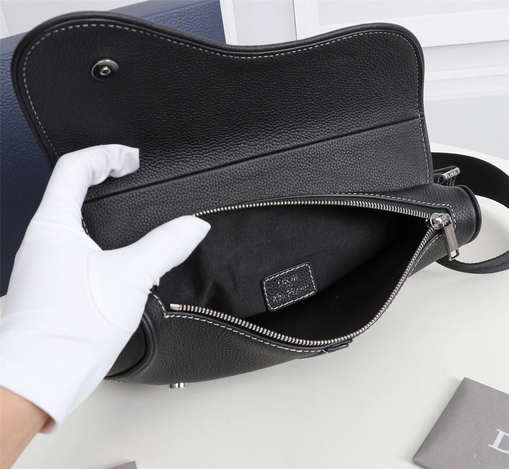 Dior 1ADPO093 Saddle Bag Black Canvas and Smooth Calfskin AAA