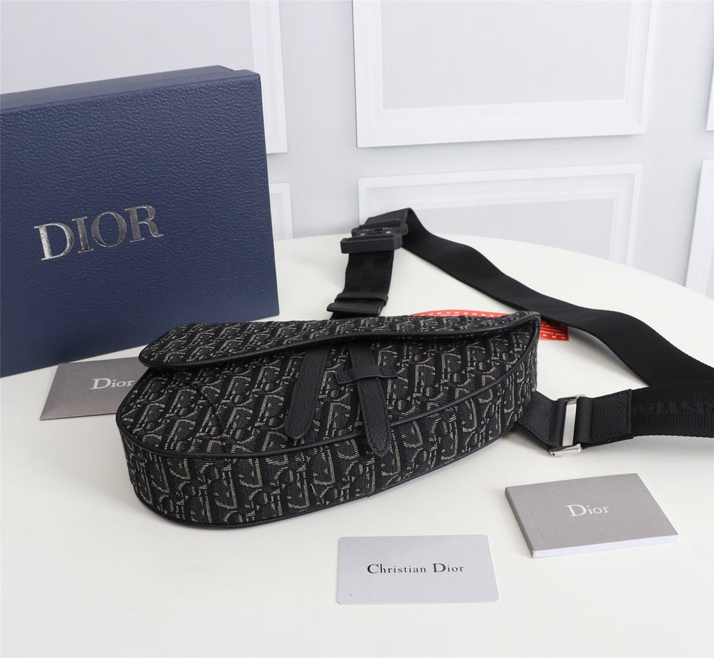 Dior 1ADPO093 Saddle Bag Black Dior Oblique Jacquard a