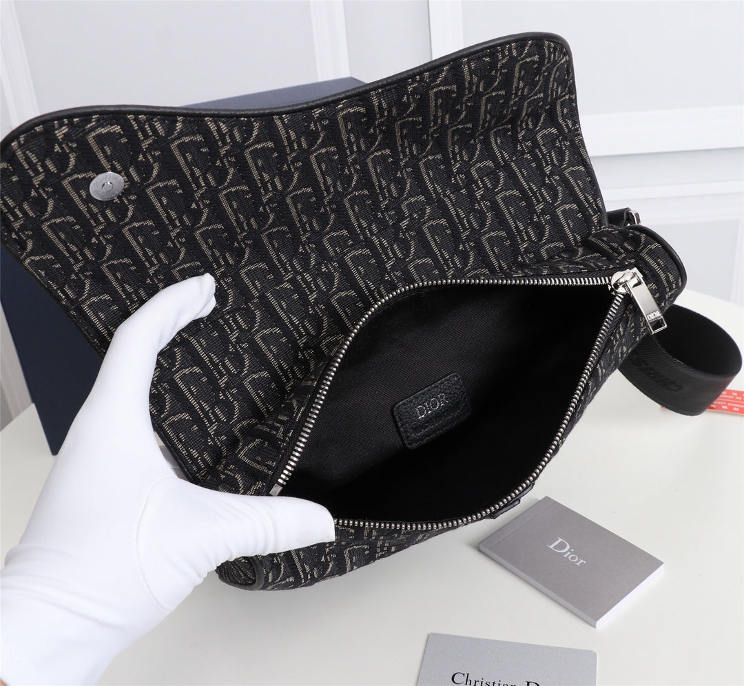 Dior 1ADPO093 Saddle Bag Black Dior Oblique Jacquard a