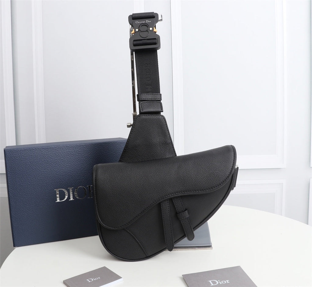 Dior 1ADPO093 Saddle Bag Black Grained Calfskin
