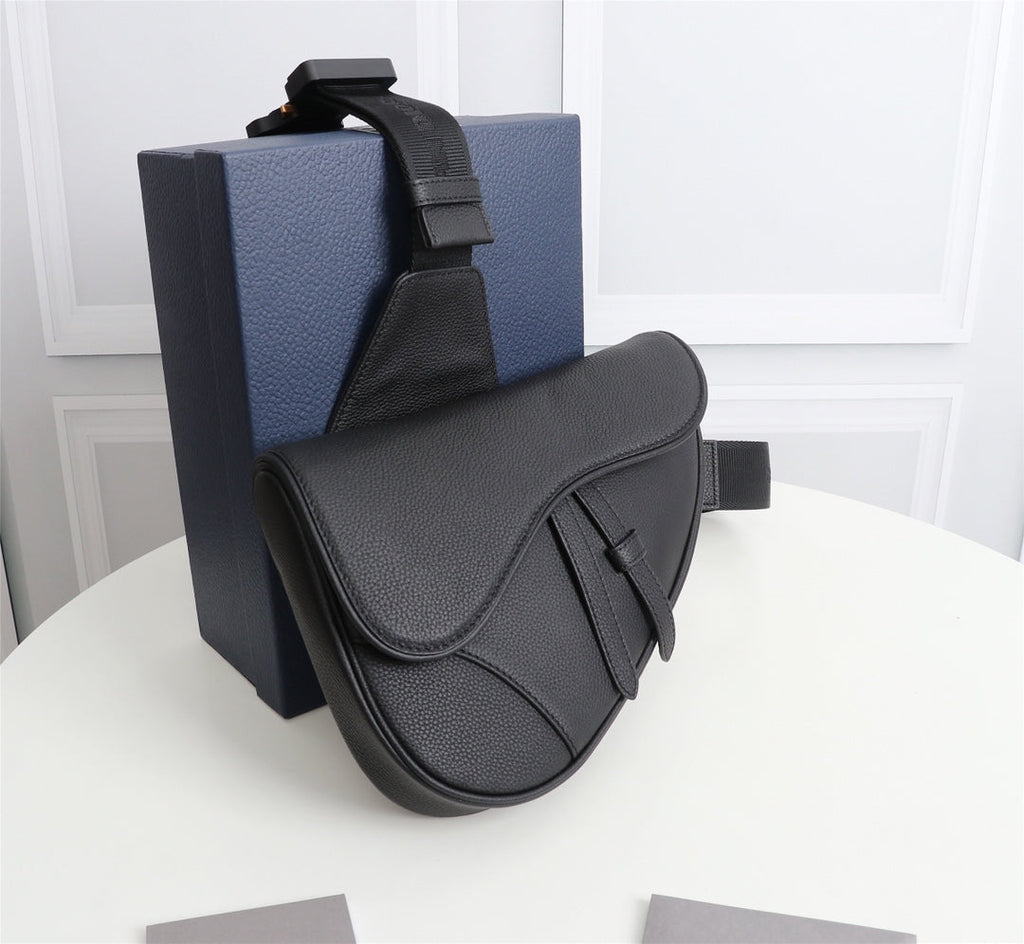 Dior 1ADPO093 Saddle Bag Black Grained Calfskin