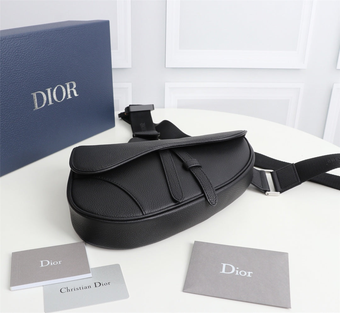 Dior 1ADPO093 Saddle Bag Black Grained Calfskin