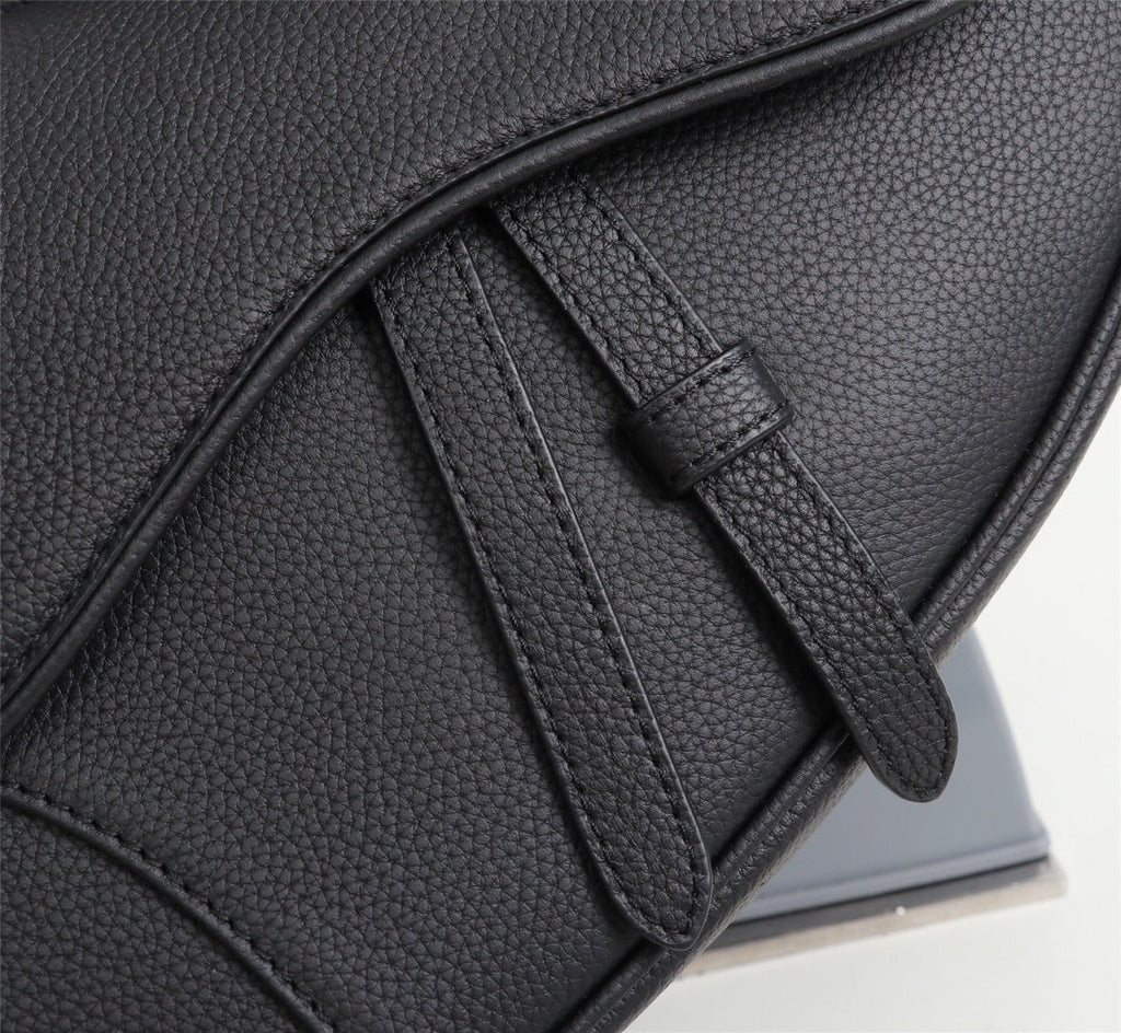 Dior 1ADPO093 Saddle Bag Black Grained Calfskin